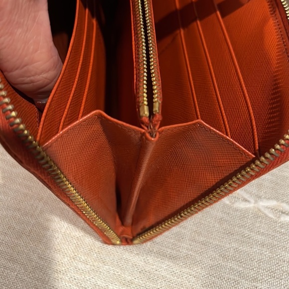 EUC Prada Zippy wallet, Authentic! - Picture 6 of 16